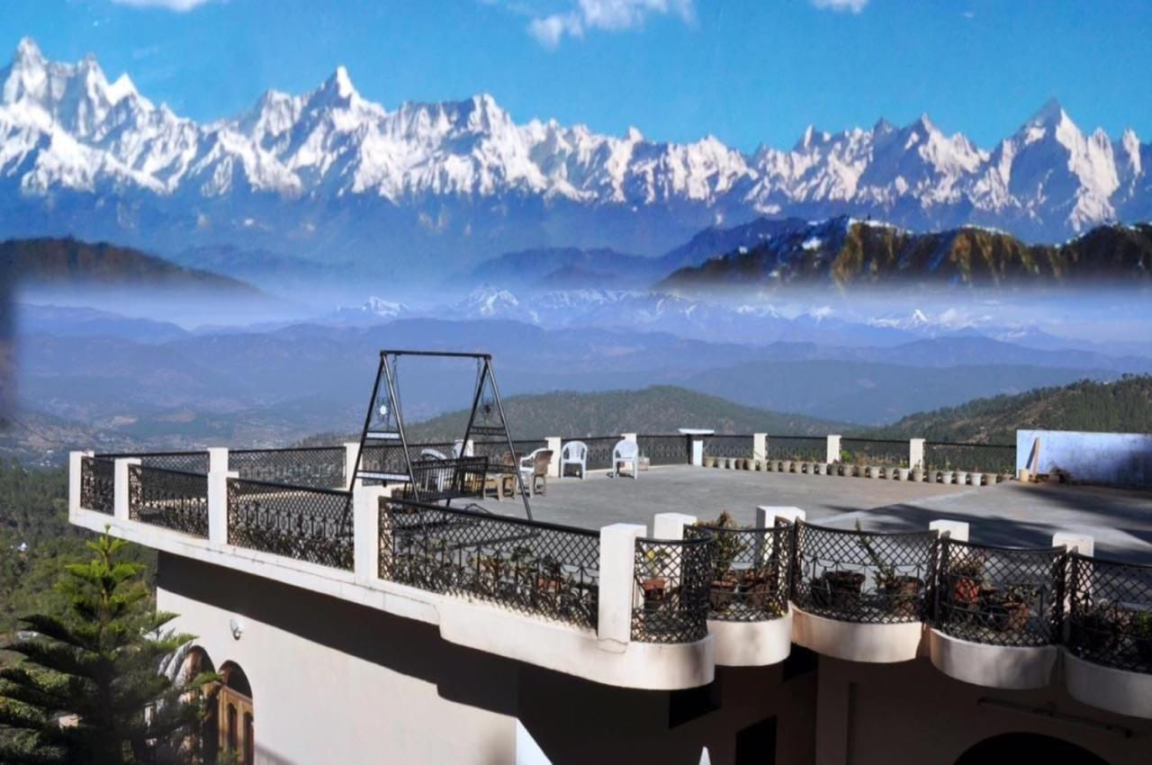 Himalaya Mount View Resort Каусани Экстерьер фото