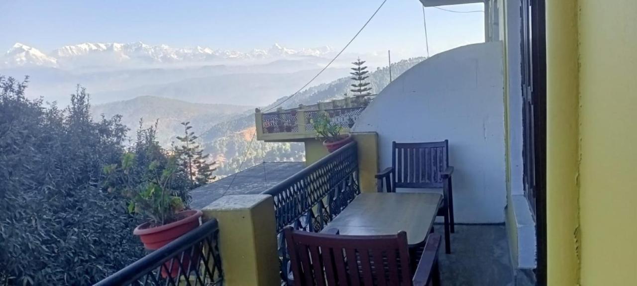 Himalaya Mount View Resort Каусани Экстерьер фото