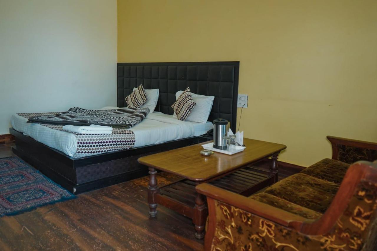 Himalaya Mount View Resort Каусани Экстерьер фото